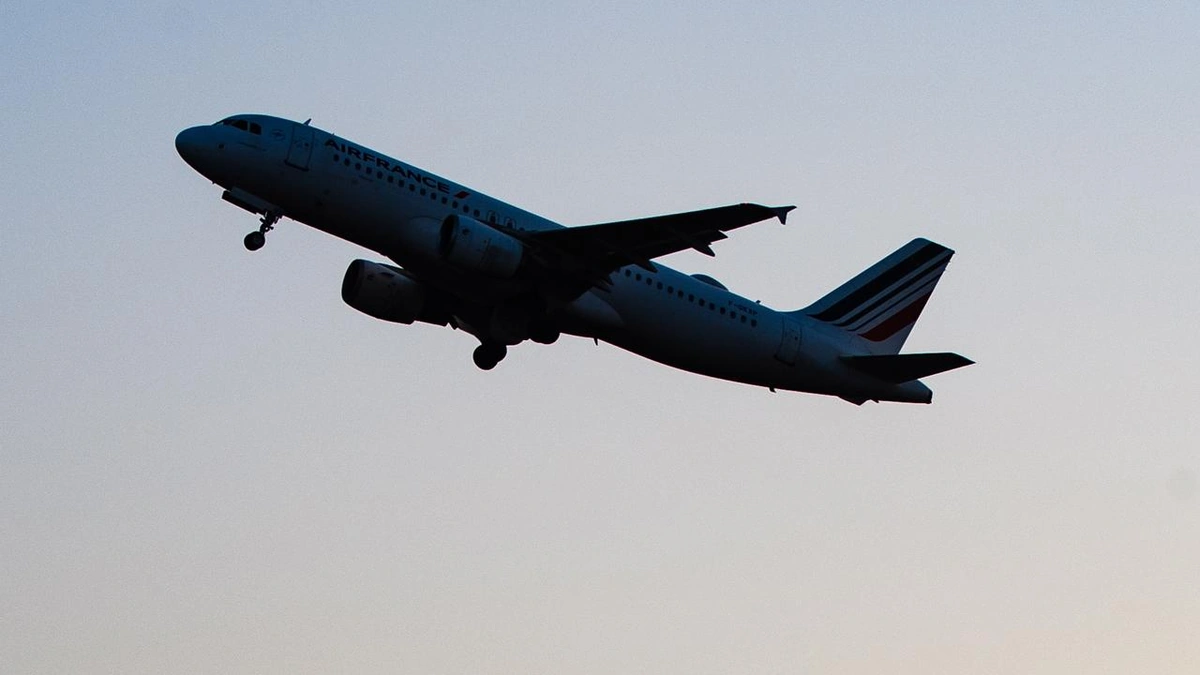 Airbus A320 Recall | 6,000 Jets Grounded, Threatening Global Flight Disruption